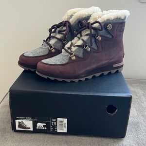 Sorel Women's Brown and Gray Winter Boots